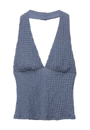 Crop top texturé bleu avec un décolleté en V profond et des bretelles larges, fabriqué à partir d'un tissu tissé ayant une apparence légèrement froissée.