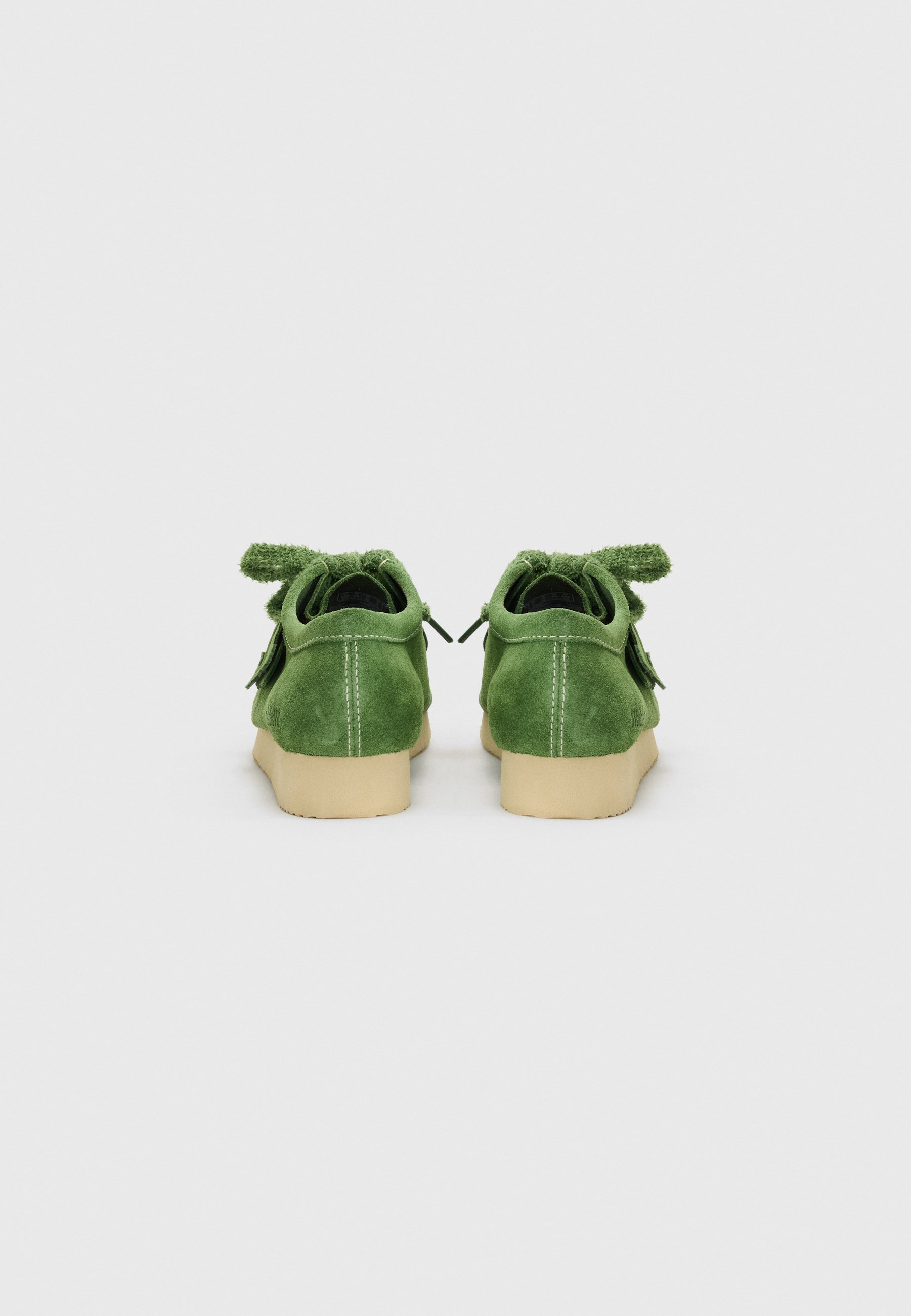 Clarks Originals WALLABEE - Stringate sportive - green/verde
