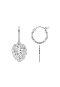 Orecchini a cerchio in argento con un design a forma di foglia di monstera intagliata. Gli orecchini presentano una texture metallica liscia e una finitura lucida.