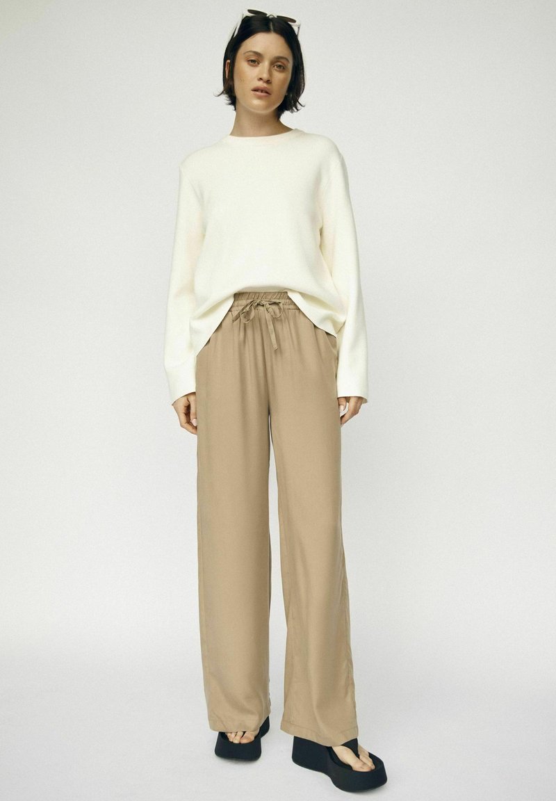 OBJECT Objfeodora Marika Camicia Donna Lunga - Colletto Alto, Scollo A V, Maniche Lunghe, Elegante E Versatile - 11