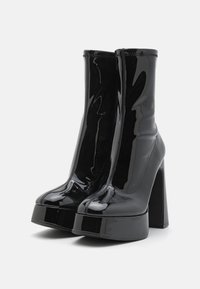 Even&Odd Ankelboots med høye hæler - black