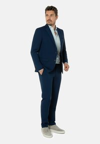 Thomas Goodwin SET - Costume - royal