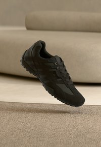 Δεν επιλέχθηκε, black