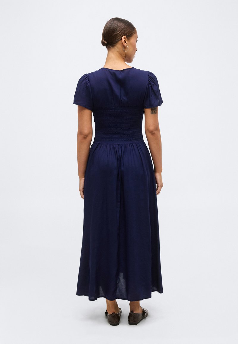 light blue beach maxi dress Light Blue Gingham Maxi Dress | Gili Dress