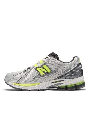 U1906 - Sneakers laag - light silver metallic / alkaline green