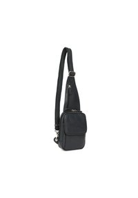 Borsa a tracolla in pelle nera con finitura testurizzata, dotata di una tasca con zip frontale e di una tracolla regolabile. Design compatto e strutturato.