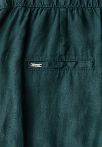 Thumbnail Image 6