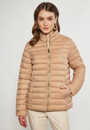 Winterjacke - kamel