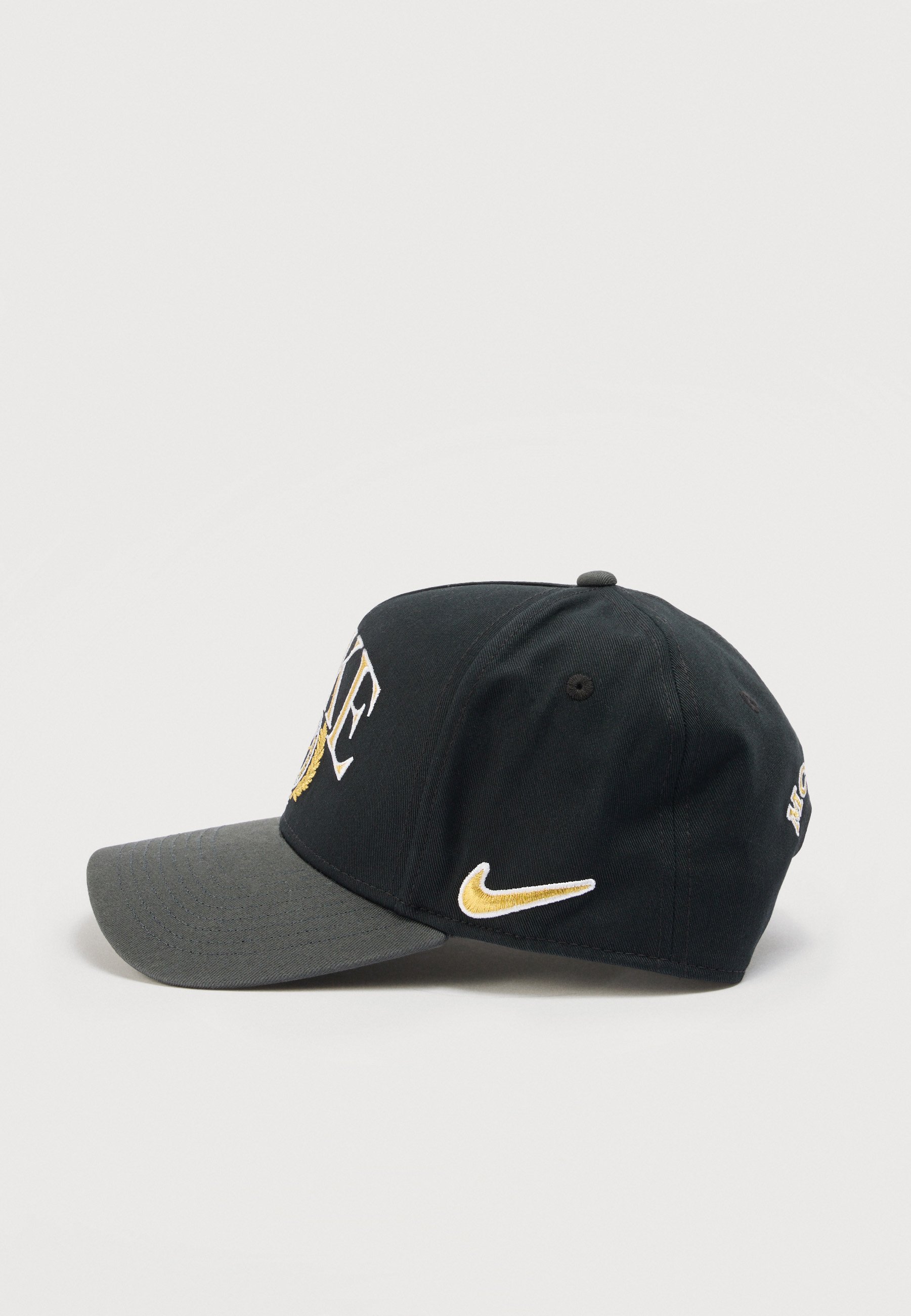 black and gold nike hat