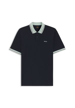 Tengerészkék rövid ujjú galléros póló világoszöld gallérral és ujjszegéllyel, két gombos felsőrésszel és kis "BOSS" logóval a mellrészen.