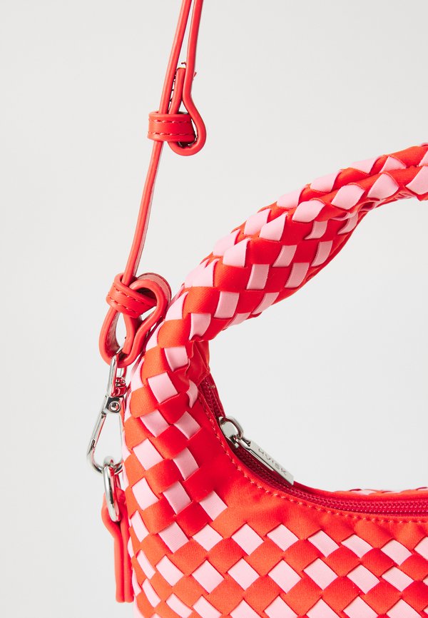 TWIST BRAIDED - Handbag4