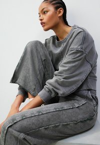 Next Treningo apatinė dalis - grey charcoal