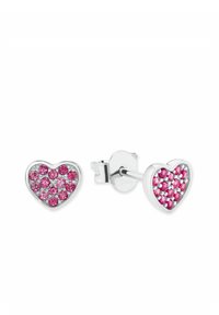 Pendientes de stud en forma de corazón, hechos de plata, con cristales rosas dispuestos en un patrón agrupado en la superficie.