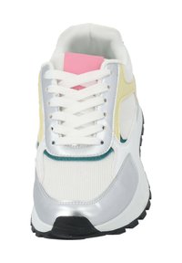 Thumbnail Image 5
