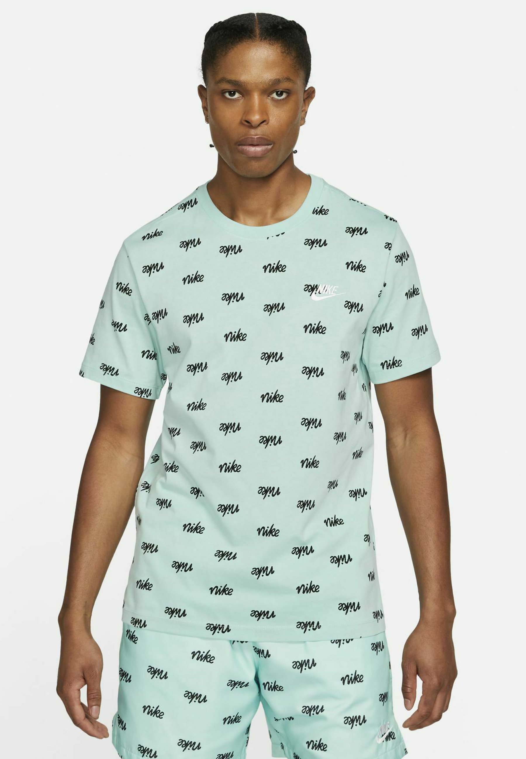 light dew nike shirt