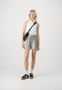 GAP HERITAGE - Calções - light heather grey