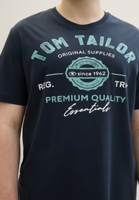 TOM TAILOR PLUS - MIT LOGO - T-shirt print - dark blue