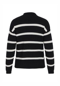 Pull noir en maille avec de larges rayures blanches horizontales sur le corps et les manches, vu de dos.
