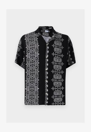 Korte mouwen overhemd met knopen in zwarte stof, voorzien van ingewikkelde witte bloemen- en decoratieve patronen aan beide zijden en een kraag.