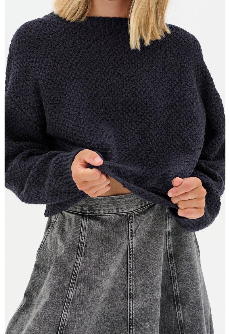 My Essential Wardrobe Stickad tröja - dark blue