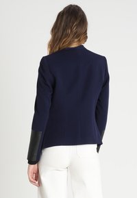 KIOMI Blejzr - dark blue