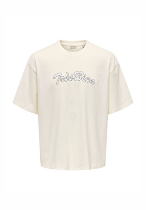 Kreemikollane puuvillane lühikeste varrukatega t-särk, mille eesosas ülemisel osal on halli käekirjast teksti "Très Bien" kujundus.