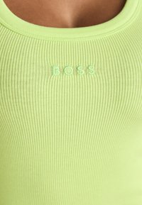 BOSS EMATITE - Topper - medium green