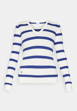 Maglione bianco a collo V con righe orizzontali blu, texture a coste e maniche lunghe. Presenta un piccolo logo laterale.