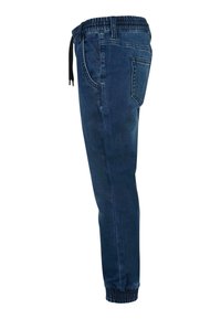 Denim trenirke tamnoplave boje, elastični pojas s vezicom, bočne džepove i sužene nogavice s elastičnim manžetama.