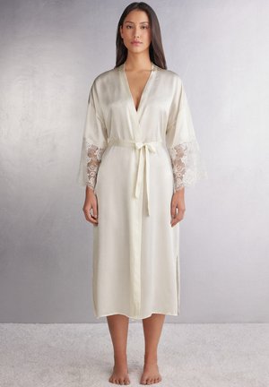 THE SIMPLEST PLEASURES KIMONO - Dressing gown - ivory