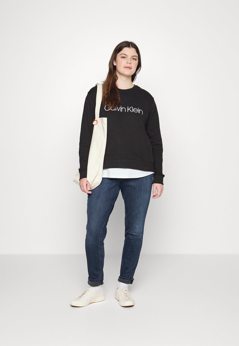 Damen Sweatshirts | Calvin Klein Curve INCLUSIVE CORE LOGO Sweatshirt black/schwarz - RK31285 Damen Sweatshirts | Calvin Klein Curve INCLUSIVE CORE LOGO Sweatshirt black/schwarz - RK31285