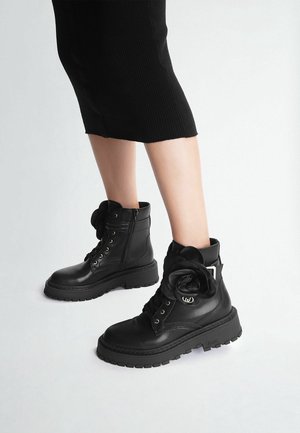 LIU JO, Bottines à plateau - black