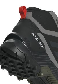 adidas Performance EASTRAIL MID RAIN.RDY - Scarpa da hiking - core black   carbon   charcoal solid grey