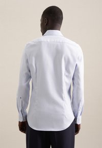 Seidensticker BUSINESS - Camicia elegante - light blue