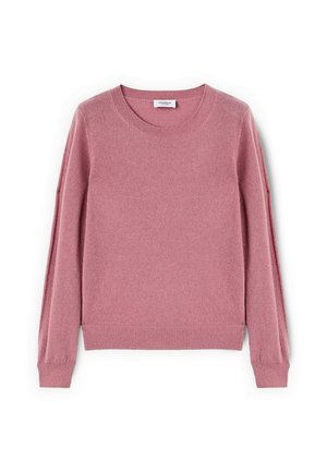 Roze, zachte gebreide trui met een ronde hals, lange mouwen en ribgebreide manchetten en zoom. Lichtgewicht textuur, eenvoudig ontwerp, geen patronen.