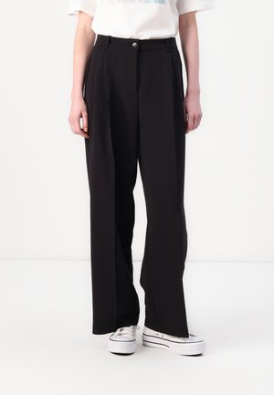 VMPASSI LOOSE STRAIGHT PANT - Trousers - black