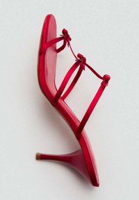 Mango Mules à talons - red