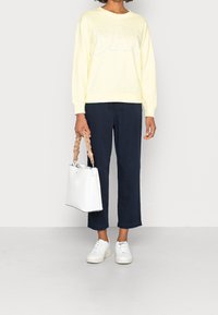 GAP Felpa - yellow