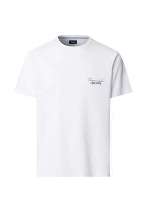 Weißes T-Shirt mit kurzen Ärmeln und Rundhalsausschnitt mit kleinem blauen Schriftzug "Faconnable La Côte d'Azur" auf der linken Brust.