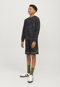 Jack & Jones Performance - JJKEY SPORTY LOOSE CREW - Sweatshirt - black Thumbnail Image 1