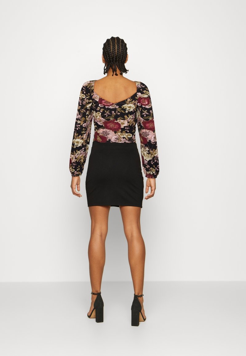 Vero Moda Blouse black (Pre-owned)