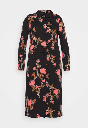 Schwarzes Kleid mit langen Ärmeln, Knopfleiste und einem floralen Muster in Pink und Orange. Mit taillierter Taille und einem Kordelzug-Detail.
