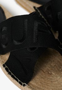 Superdry & Co CROSS STRAP  - Sandalias planas - black
