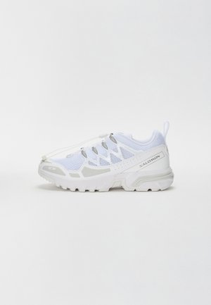 ACS OG UNISEX - Baskets basses - white/silver