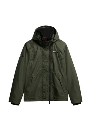 Olivenfarvet vandtæt jakke med hætte, lynlåslukning foran og lommer, tekstureret stof, justerbare snore og logo detaljer.