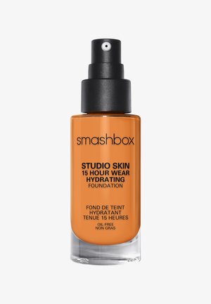 STUDIO SKIN 15 HOUR WEARHYDRATING FOUNDATION - Foundation - 4
