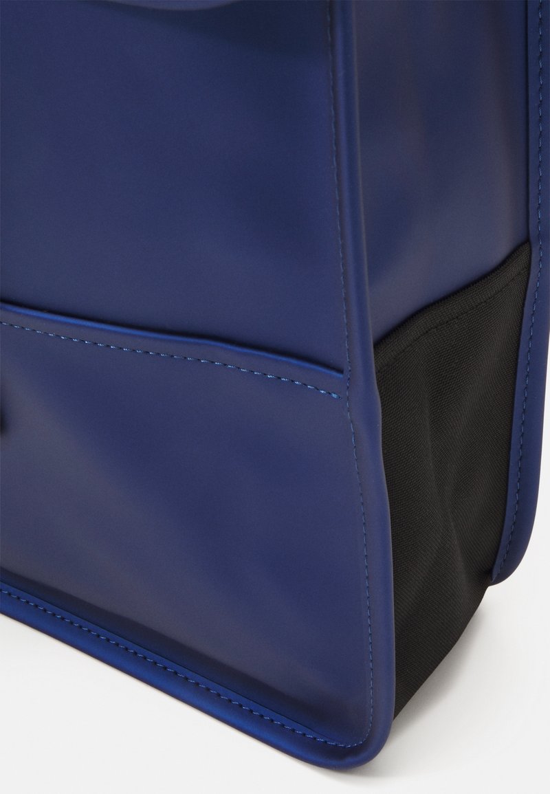 Rains BACKPACK MINI UNISEX - Rucksack - blue/metallic blue  display picture 3