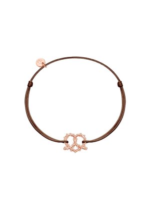 Kastanjebruine koordhalsketting met een rosegouden, met elkaar verweven hartpendant, gedetailleerd met kleine kraaltjes, veilig bevestigd met een knoopsluiting.