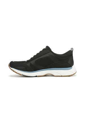 Schwarze Sportschuhe mit Obermaterial aus Mesh, Gummisohle und kontrastierenden weißen und blauen Akzenten. Verfügt über eine abgerundete Zehenpartie und strukturierte Details.