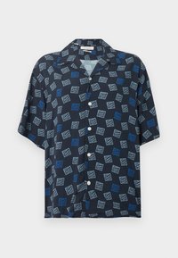 Neselectat, sky captain